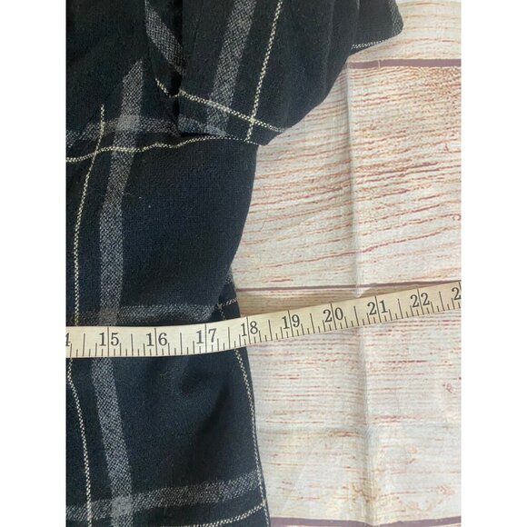 Banana Republic Women's Wool Blend Plaid Crop Short Sleeve Coat - Small - Picture 11 of 16